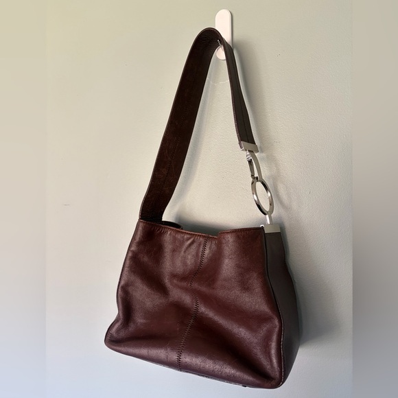 Rare Vintage Adrienne Vittadini Shoulder Bag in Dark Brown Textured Leather - Picture 2 of 16